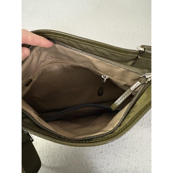 Tumi Green Nylon Crossbody Messenger Bag 13" Adjustable Strap Travel Shoulder - Picture 3 of 7